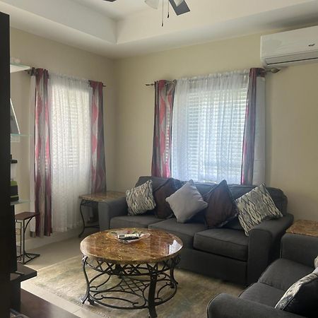 Seamist Villa @Oceanpointe Lucea Comfy 2Br W/Pool Gym & Parking Eksteriør bilde