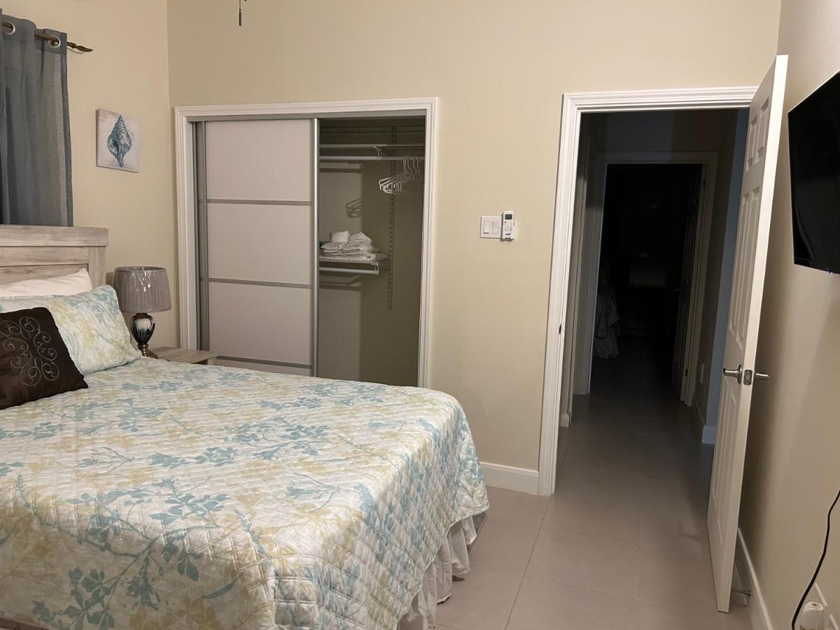 Seamist Villa @Oceanpointe Lucea Comfy 2Br W/Pool Gym & Parking Eksteriør bilde